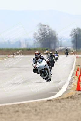 media/Jun-07-2025-TrackDaz (Sat) [[4413525952]]/C Group/240pm (Turn 9)/